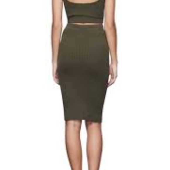 Good American Ribbed Front Slit Body Con Midi Skirt in Sage Size L NWOT - Picture 2 of 11